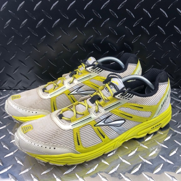 brooks racer